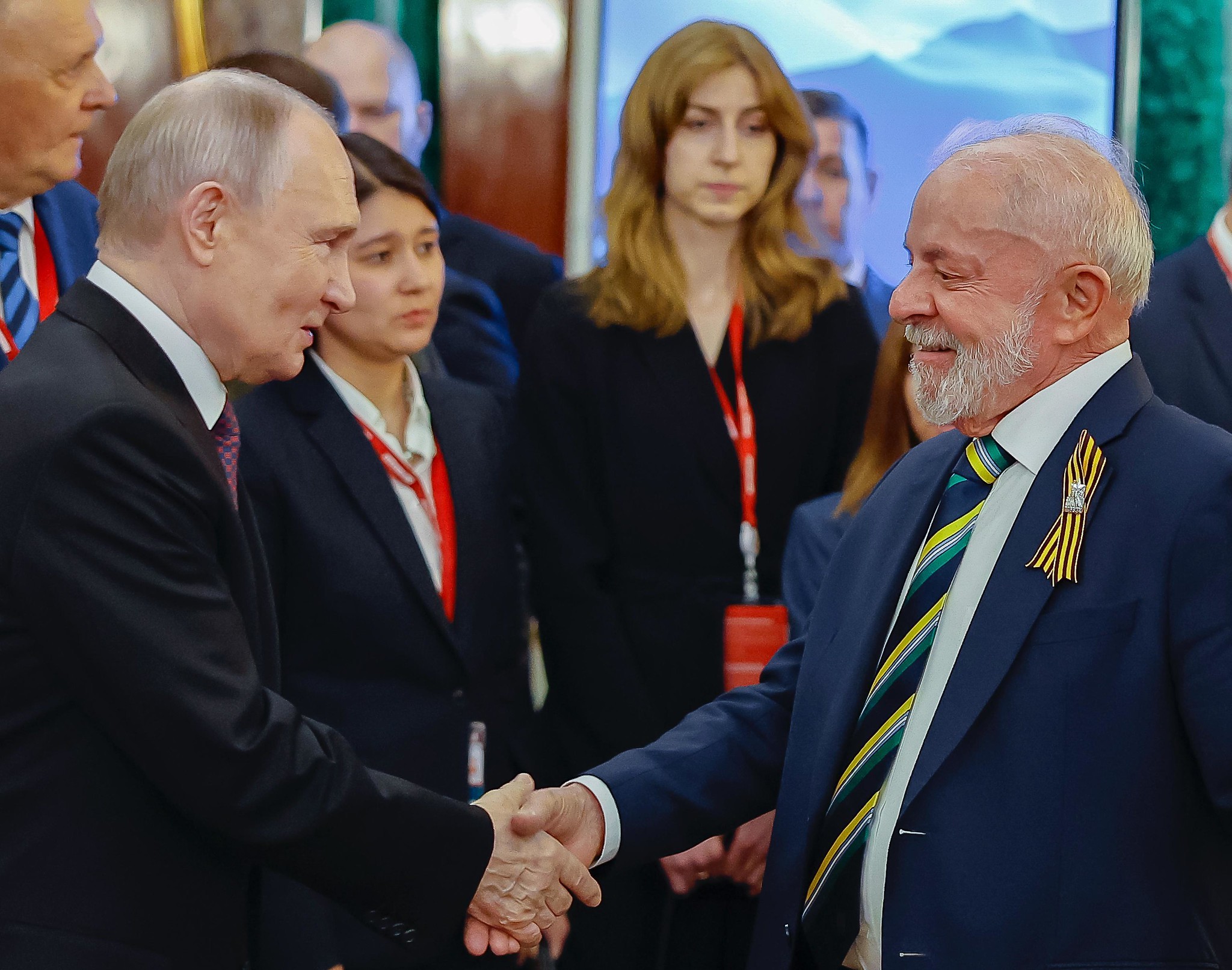 Em telefonema, Lula incentiva Putin a participar de reunião com Ucrânia, diz Planalto
